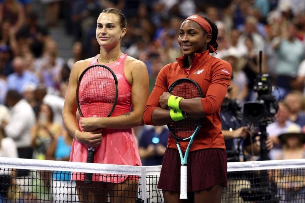  女子网坛新生代崛起，高芙与萨巴伦卡会师半决赛  