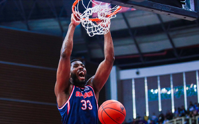  辽宁男篮加时险胜广东斩获三连冠